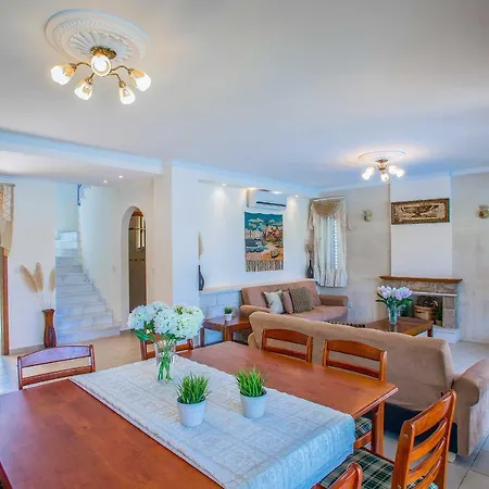 فيلة Latchi Marina View نيو تشوريو