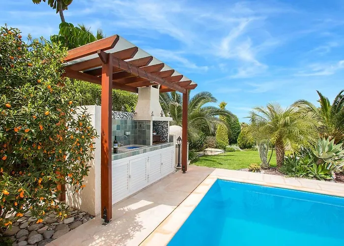 ヴィラ Latchi Marina View ネオ・チョリオ