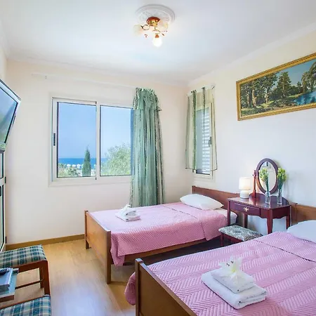 Villa Latchi Marina View *