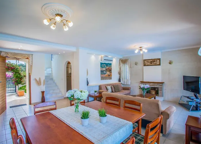 Vila Latchi Marina View Neo Chorio